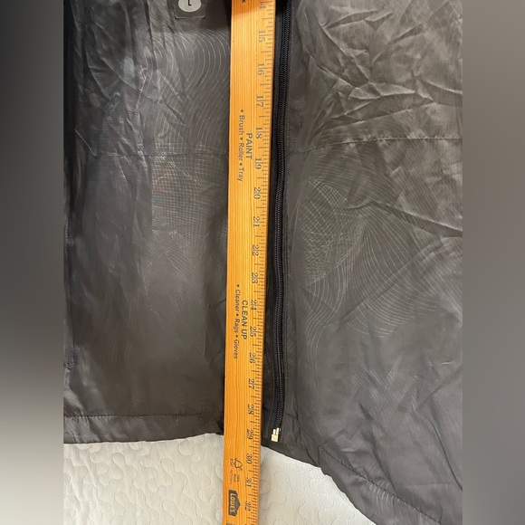 Light weight Jacket - Picture 9 of 16